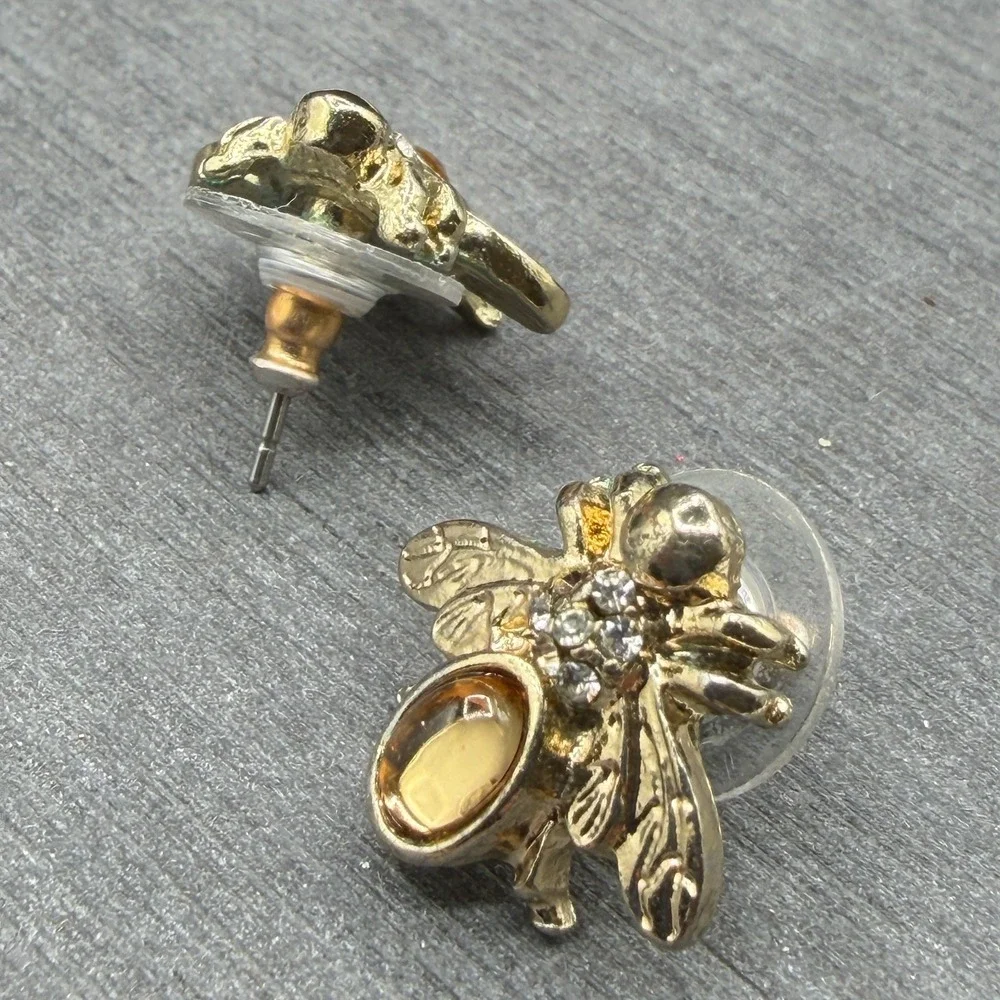 Amber & Gold Tone Bee Stud Earrings Rhinestone Insect Statement Jewelry Pierced
